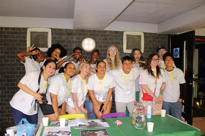 Group of art students at London Zoo